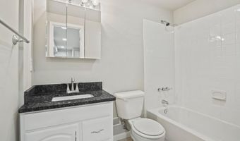 5604 HOOVER St, Bethesda, MD 20817