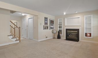 7441 HEATHERFIELD Ln, Alexandria, VA 22315