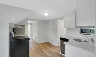121 E Browning Rd, Bellmawr, NJ 08031