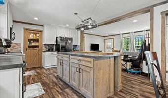 224 Coxe Rd E, Blenheim, SC 29516