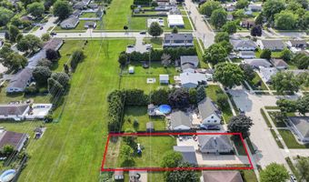 1645 E ROELAND Ave, Appleton, WI 54915