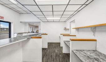 1567 Hammond St, Bangor, ME 04401