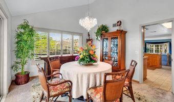 9802 Lyncarol Dr, La Mesa, CA 91941
