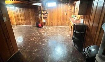 7208 Rosedale Blvd, Allen Park, MI 48101