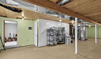 310 Oakridge Dr, Elko, NV 89801