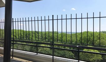 6621 WAKEFIELD Dr 504, Alexandria, VA 22307