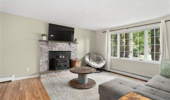 5 Teakwood Dr, Coventry, RI 02816