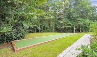 12 Amberwood Cir, Savannah, GA 31405
