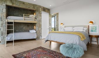 90 LIBERTY SPRINGS Ln, Amissville, VA 20106