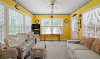 2 FALCON CREST Dr, Harbeson, DE 19951