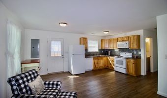 127 Calhoun St, Alderson, WV 24910