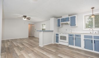 17077 Lawrence 1224, Aurora, MO 65605