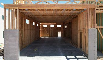 1330 E Lone Rock Vw, Big Water, UT 84741