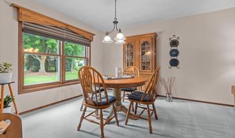 2521 E INGLEWOOD Pl, Appleton, WI 54915