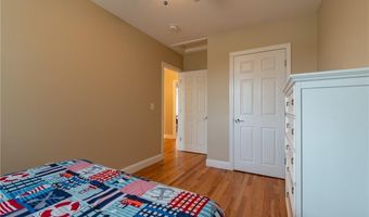 64 Juniper Trl, Narragansett, RI 02882