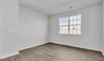 638 Pine Dune Ln, Aberdeen, NC 28315