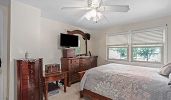 1124 W HAWES Ave, Appleton, WI 54914