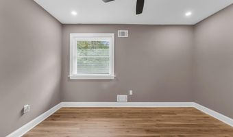 23 Georgetown Blvd, Barnegat, NJ 08005