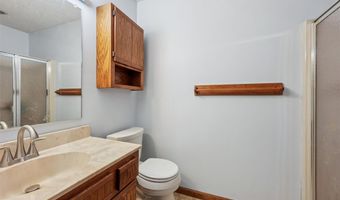 5301 Valley Rd, Ames, IA 50014