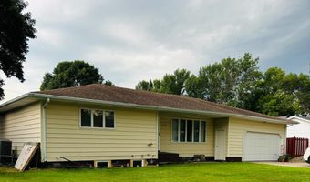 1308 McGovern Ave, Aberdeen, SD 57401