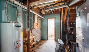 589 Court St, Appomattox, VA 24522