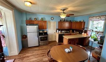 413 N 7th St, Atchison, KS 66002