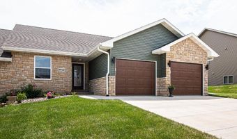 6042 Seven Springs Dr, Asbury, IA 52002