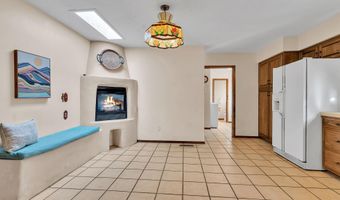 7910 Academy Trl NE, Albuquerque, NM 87109