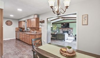 183 Sunrise Dr, Amherst, OH 44001