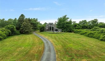 668 Indian Ave, Middletown, RI 02842