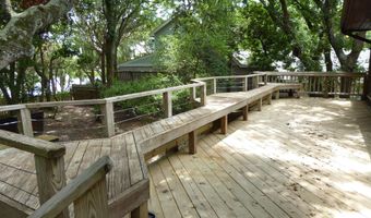 113 Hoop Pole Creek Dr, Atlantic Beach, NC 28512