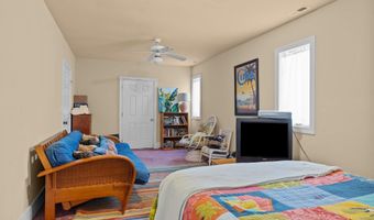 105 Island Quay Ct, Atlantic Beach, NC 28512