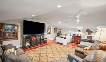 9 Bajala Dr E, Beaufort, SC 29907