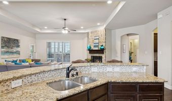 235 Bearclaw Cir, Aledo, TX 76008