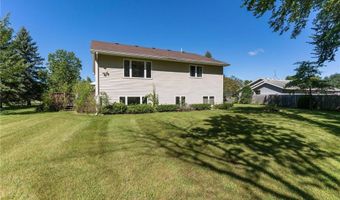 2740 Le Homme Dieu Hts NE, Alexandria, MN 56308
