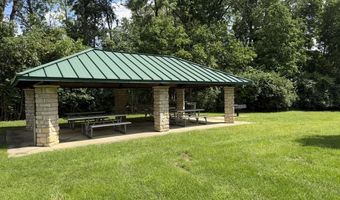 1097 Pebble Brook Dr, Columbus, OH 43240