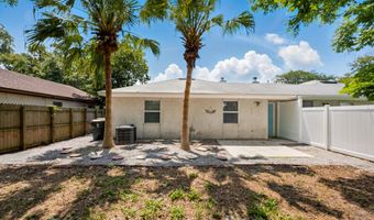 257 JASMINE St, Atlantic Beach, FL 32233