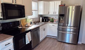 8133 Wichita Hill Dr, Indianapolis, IN 46217