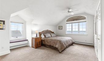 41 Buena Vista Dr, North Kingstown, RI 02852