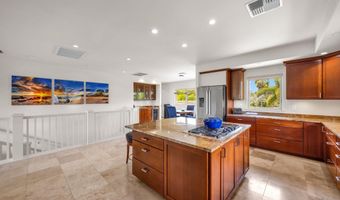 390 Pualoa Nani Pl, Kihei, HI 96753