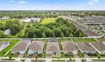 4212 WINDING PINES Dr, Apopka, FL 32712