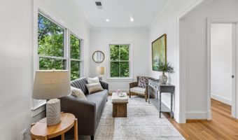 7926 BOLLING Dr, Alexandria, VA 22308