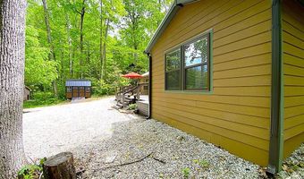 2052 Granny Squirrel Dr, Andrews, NC 28901