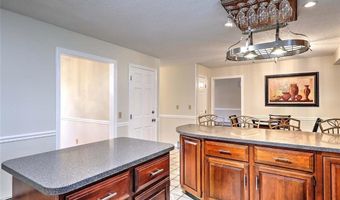 130 Hope Hill Ter, Cranston, RI 02921