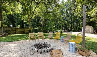 663 Mayview Dr, Charlotte, NC 28205