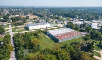 909 C St, Barling, AR 72923