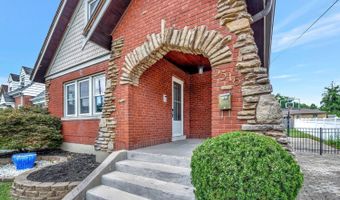 5516 Raceview Ave, Cincinnati, OH 45248