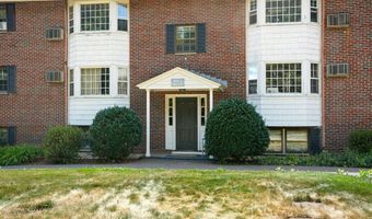 1 Town House Ln 6, Acton, MA 01720