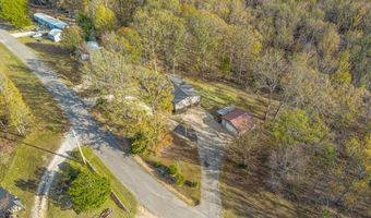 197 Old Homestead Rd, Big Sandy, TN 38221