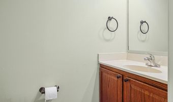 44052 ABERDEEN Ter, Ashburn, VA 20147